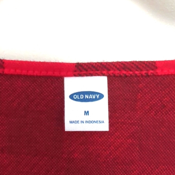 Old Navy Women's Buffalo Pattern Top Size M - Picture 2 of 3